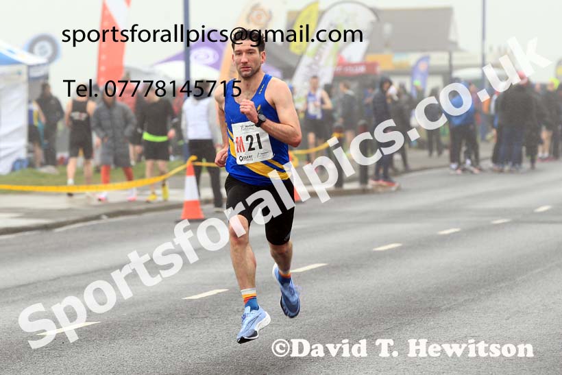 Senior mens 12 Stage 2023 Northern Mens 12 stage and Womens 6 Stage Relays and Young Athletes, Redcar. Photo: David T. Hewitson/Sports for All Pics